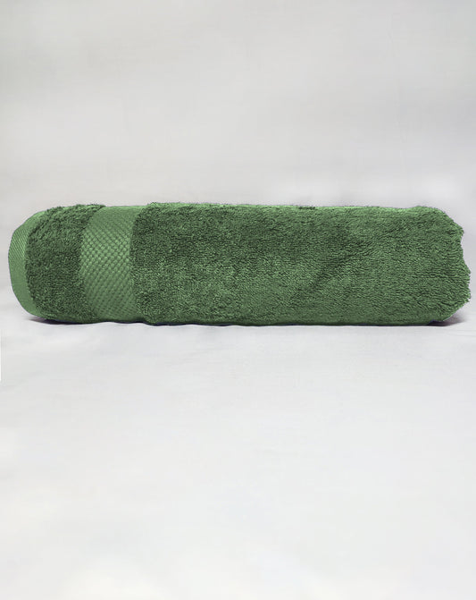 Premium Green Bath Towel – 100% Cotton, Soft & Lightweight, Highly Absorbent