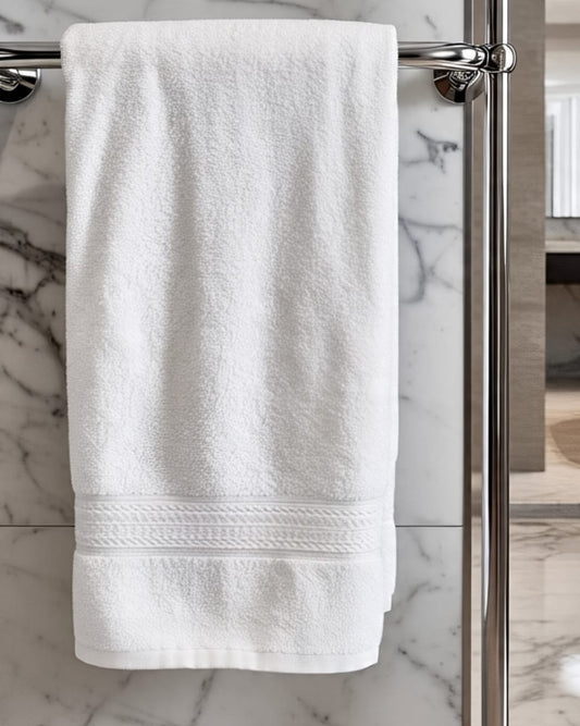 Premium White Bath Towel – 100% Cotton, Soft & Lightweight, Highly Absorbent
