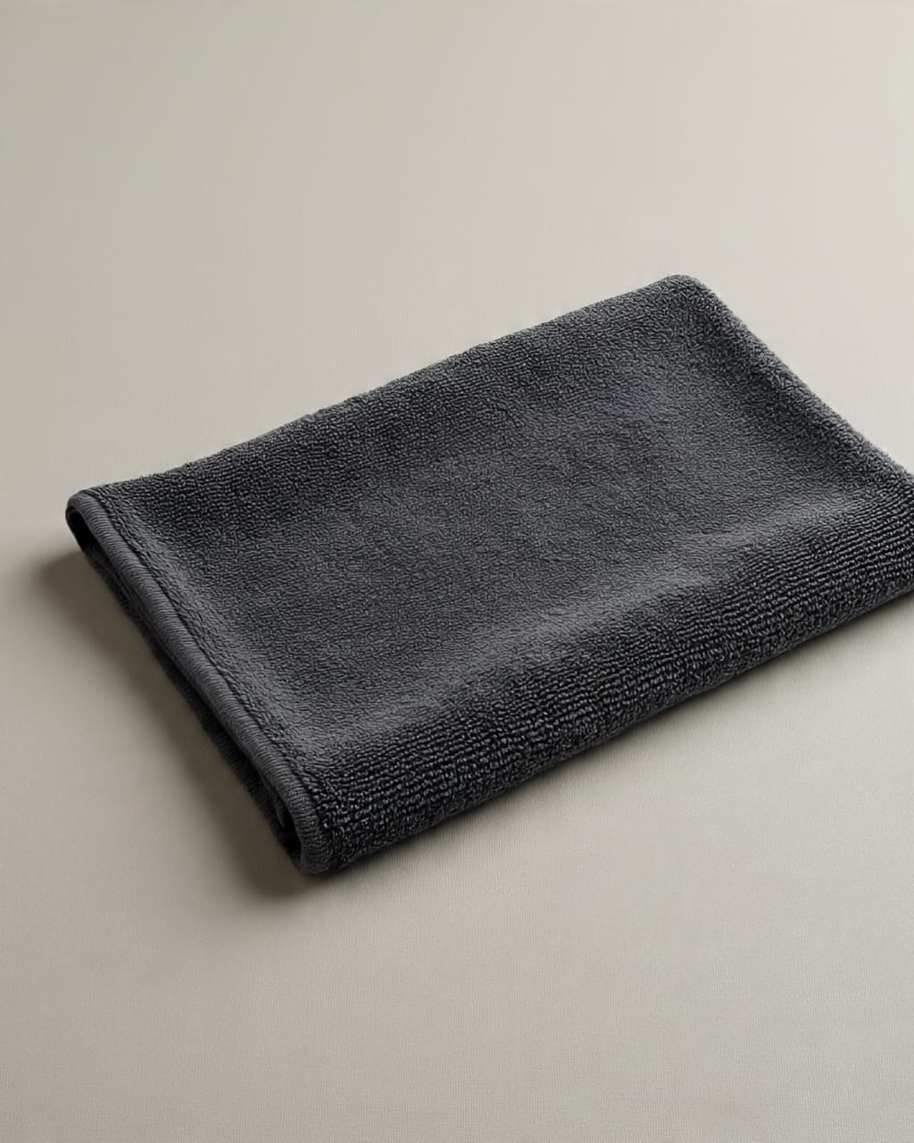 Hand towels Pack of 3 (Random Colours)