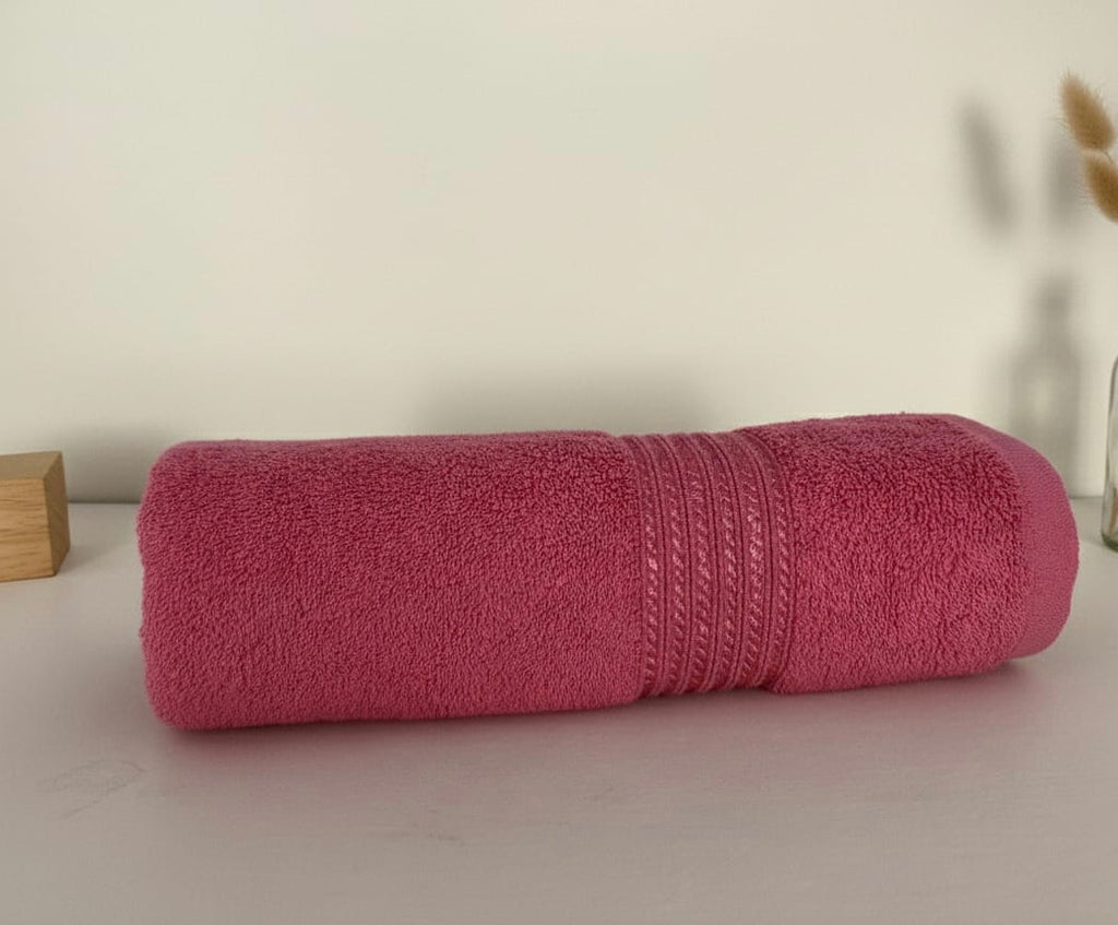 Pink Premium Bath Towel – 100% Cotton, Soft & Lightweight, Highly Absorbent