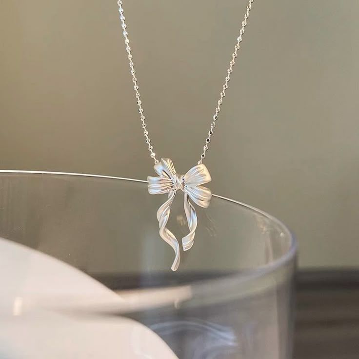 1 pcs Stainless Steel Bow Necklace