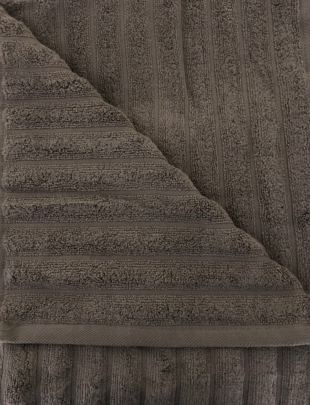 Metal Towel set ( Bath towel & Hand towel & Face towel )Premium Bath Towel – 100% Cotton, Soft & Lightweight, Highly Absorbent