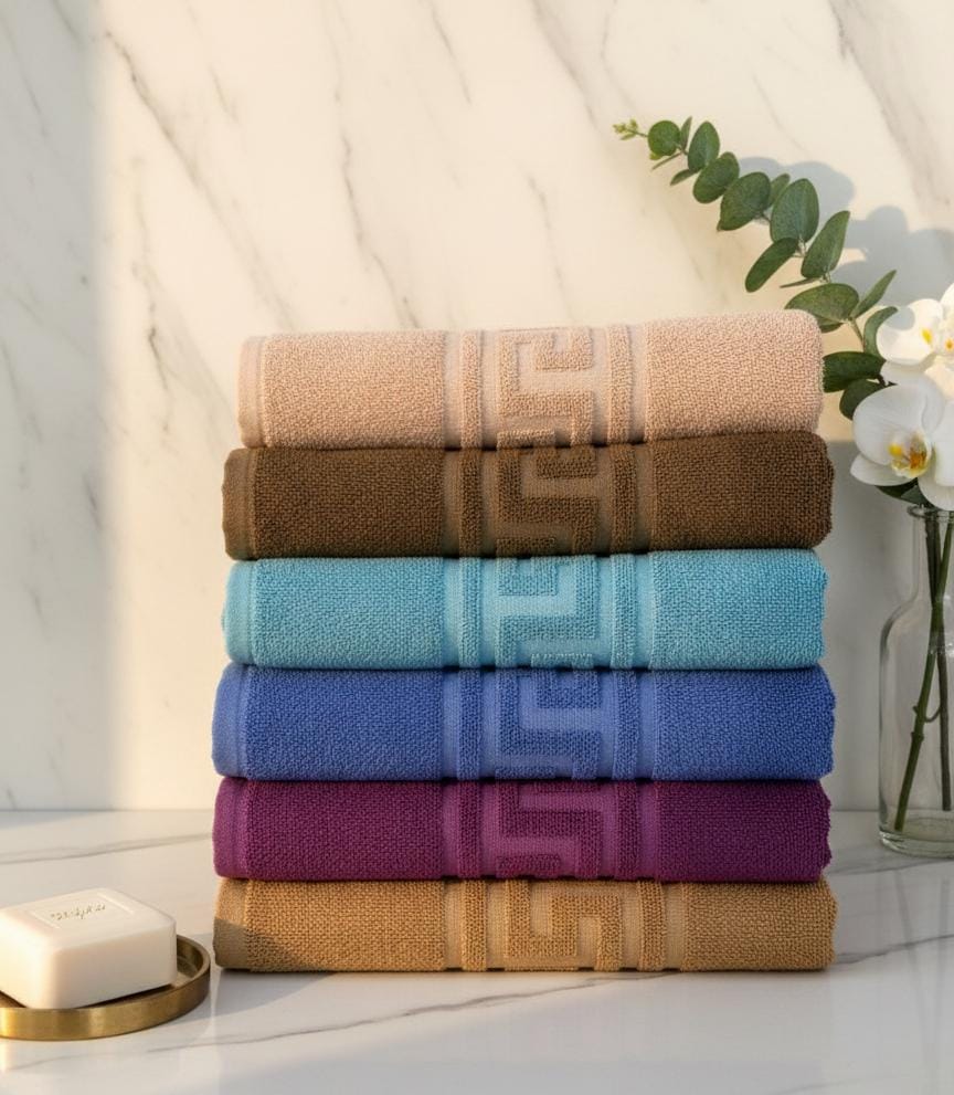 4 towels( (27*54 inches XL) Random) Premium Bath Towel – 100% Cotton, Soft & Lightweight, Highly Absorbent