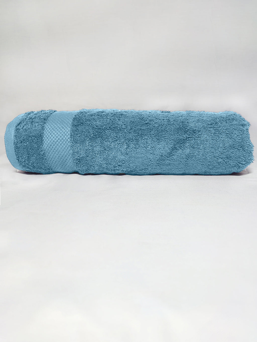 Premium Sky Blue Bath Towel – 100% Cotton, Soft & Lightweight, Highly Absorbent