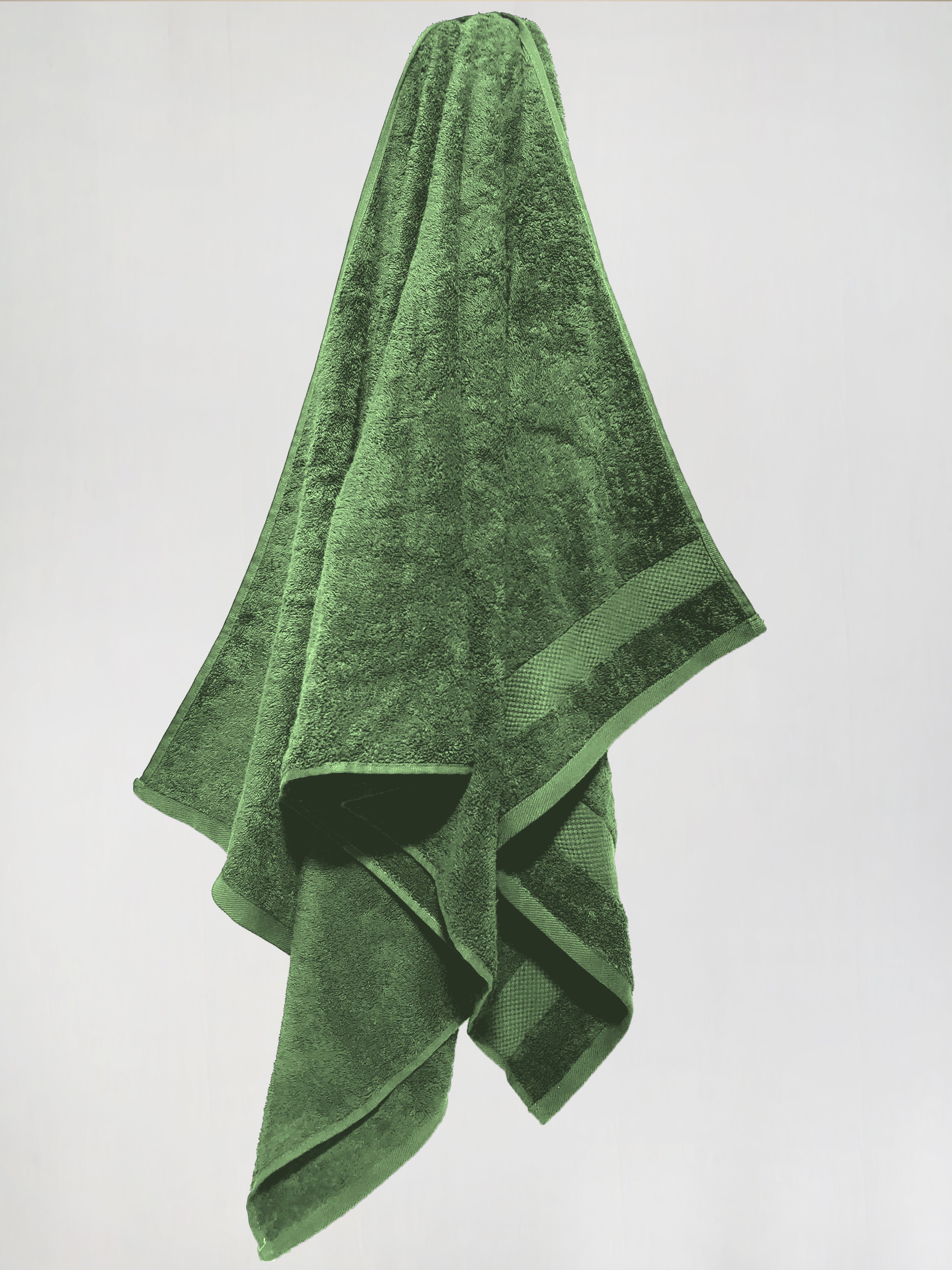Premium Green Bath Towel – 100% Cotton, Soft & Lightweight, Highly Absorbent
